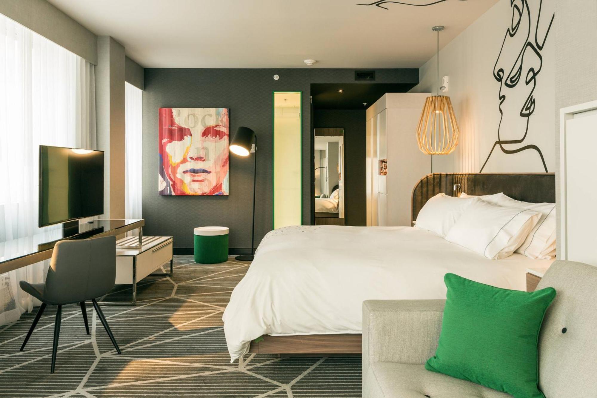 Renaissance Montreal Downtown Hotel Экстерьер фото