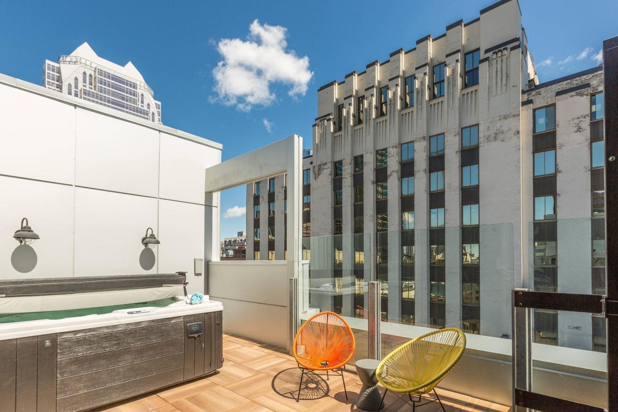Renaissance Montreal Downtown Hotel Экстерьер фото